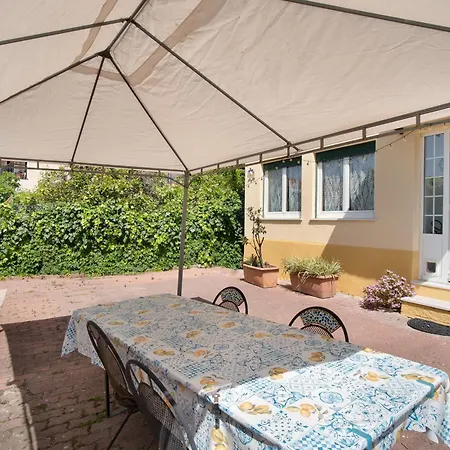 Casa Thea Apartment Santo Stefano al Mare
